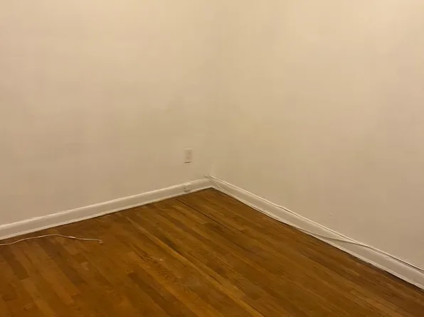 313 East 89th Street image 6 of 14