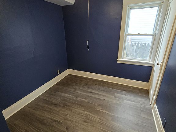 5th image of 859 Prospect Ave Unit 1