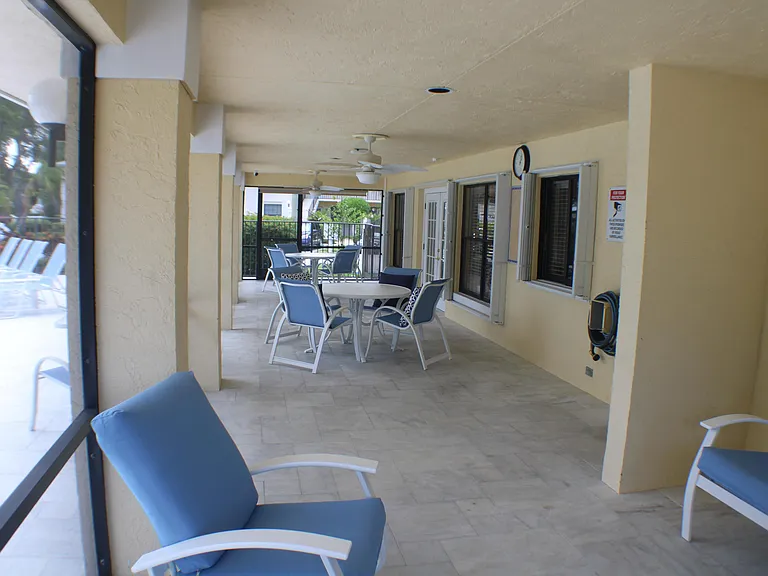 1082 Keystone Dr #C — Photo 22