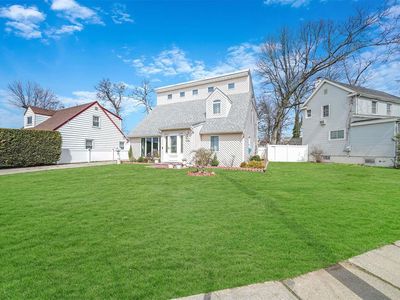 9 Pine Lane, Valley Stream, NY, 11581