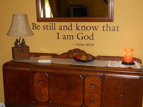 Front door entry into LR