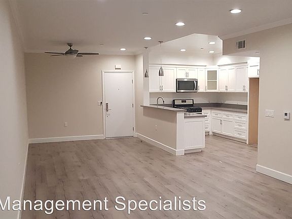 3rd image of 14915 Roscoe Blvd #101-308-30