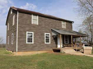 66 Lake Valley Dr, Seymour, MO 65746