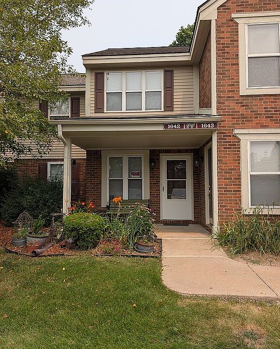 1st image of 1642 Emerson Cir