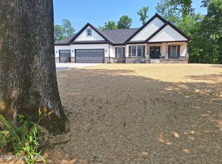 152 Clearview Farm Ln, Shepherdsville, KY 40165