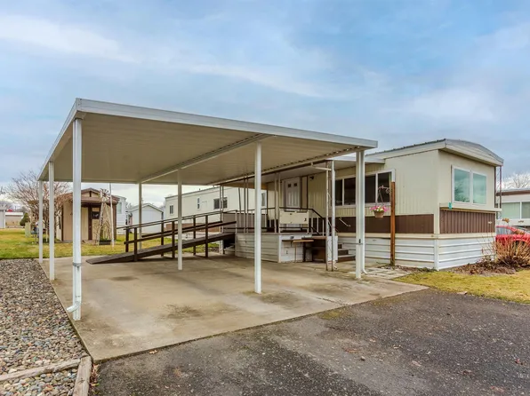 515 Warner Ave Trailer 11, Lewiston, ID 83501