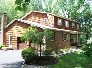 449 N Little Tor Rd, New City, NY 10956