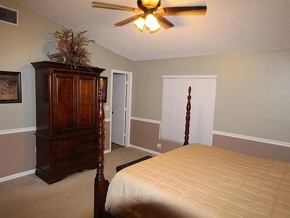 2nd image of 3859 Marquise Ln