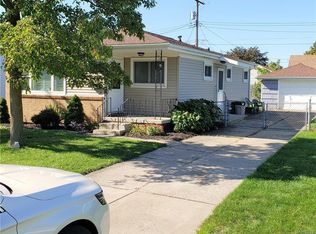 220 Bissell Ave, Depew, NY 14043