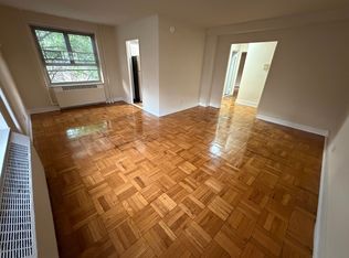 (Undisclosed Address), Fresh Meadows, NY 11365