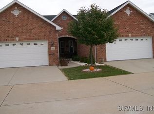 1589 Ghent Rd, Columbia, IL 62236