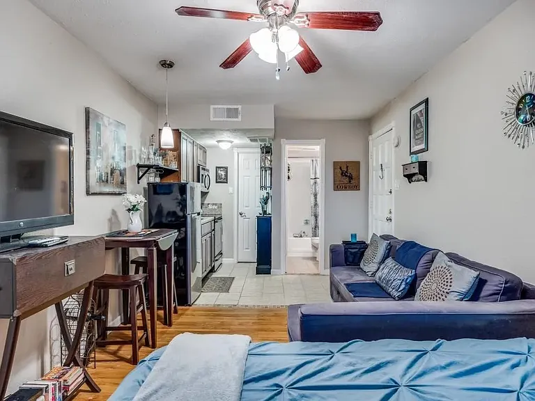 5003 Skillman St #210A — Photo 8