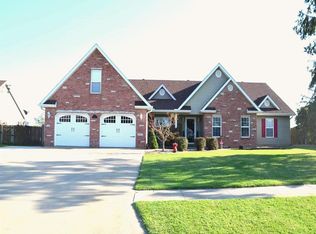 835 Clearwater Rd, Sikeston, MO 63801