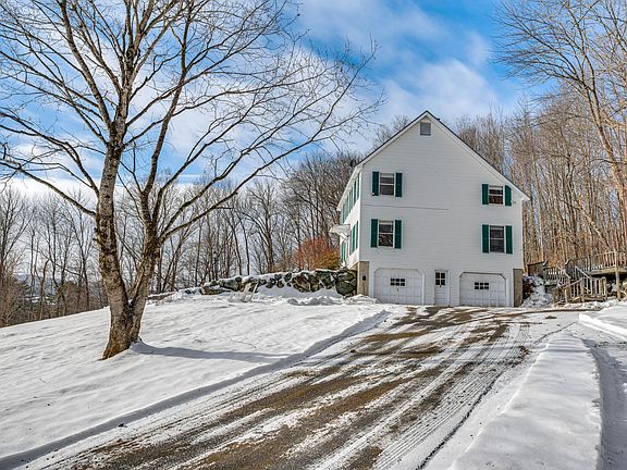 2nd image of 470 Maple St