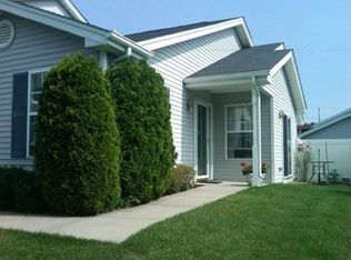 44 Biltmore Cir, Huntington Station, NY 11746