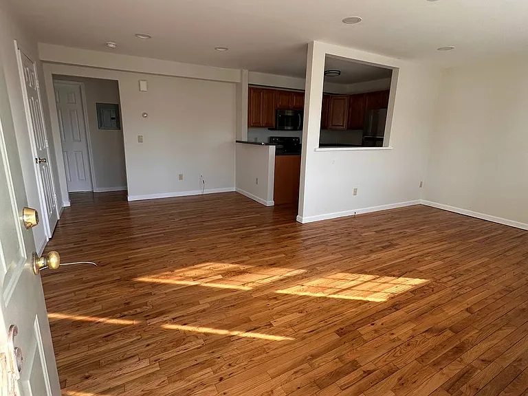 582 Patten Ave #46 — Photo 20