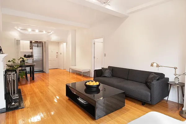 Rented by WAM Partners - William Moses Co. | media 61