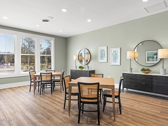 5th image of 3225 Sunset Bend Court