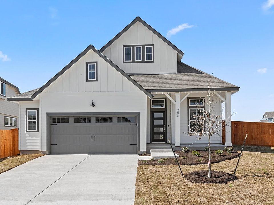 1st image of 204 Camino Verde