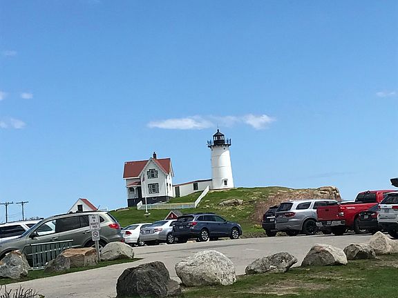 Nubble Light
