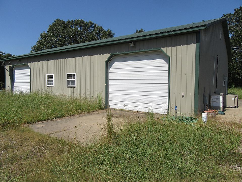 1st image of 4924 Lawrence #2137