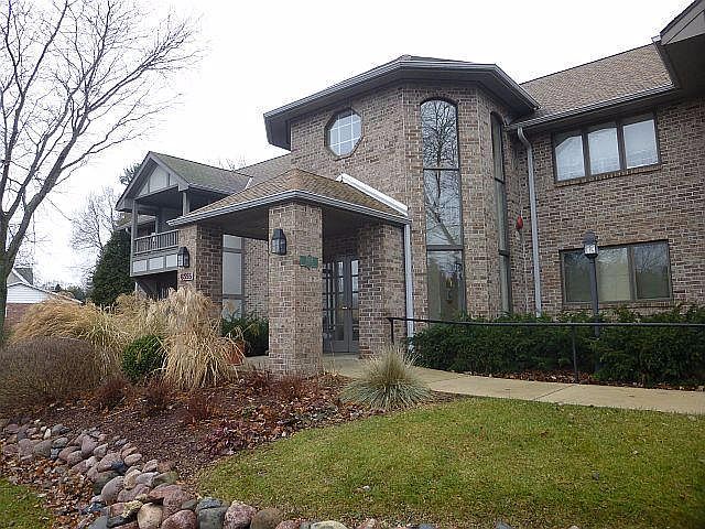 1st image of 6555 N Green Bay Ave Unit 105