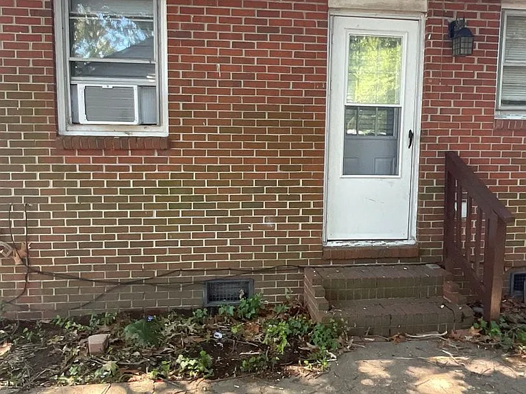 7919 Redmon Rd — Photo 3