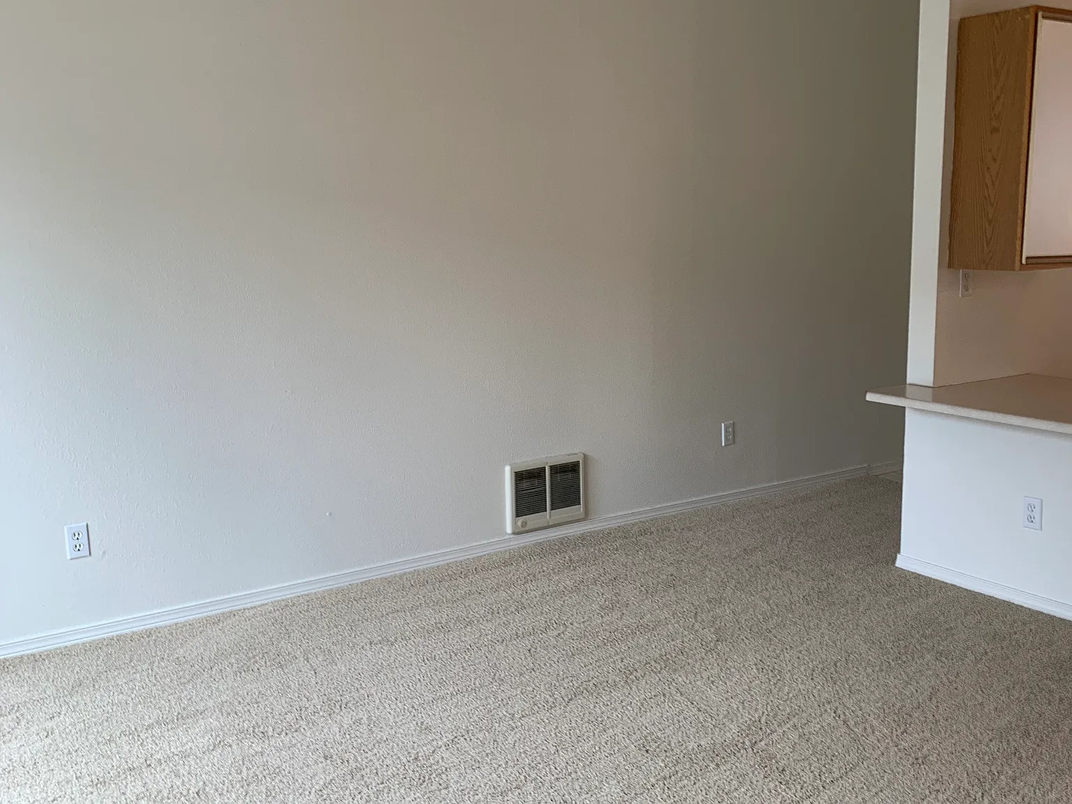 5205 SE Tolman St — Photo 4