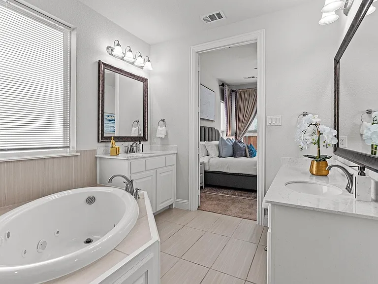 5600 Snowberry Dr — Photo 9