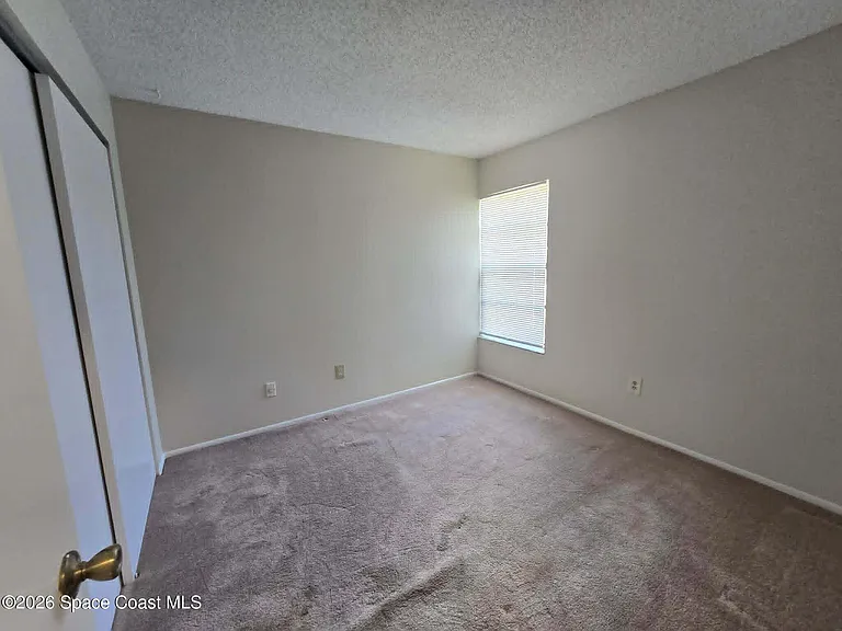 1697 Parakeet Ct — Photo 7