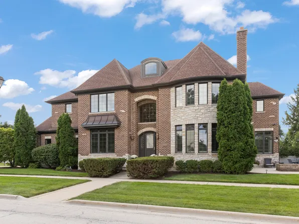 253 E Wilson St, Elmhurst, IL 60126