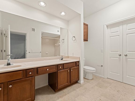 5th image of 6765 Corporate Blvd APT 6102
