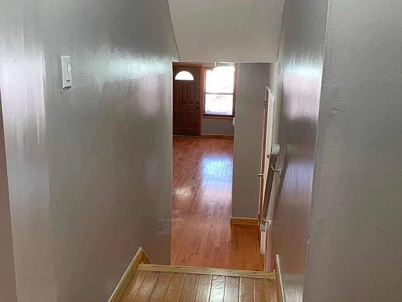 4th image of 1274 E 69th St Floor 1