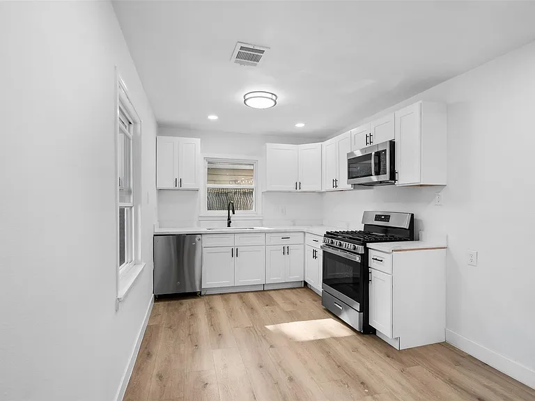 5023 Cosby St — Photo 14
