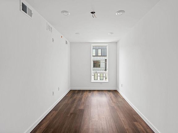 4th image of 2005 Frankford Ave #1A
