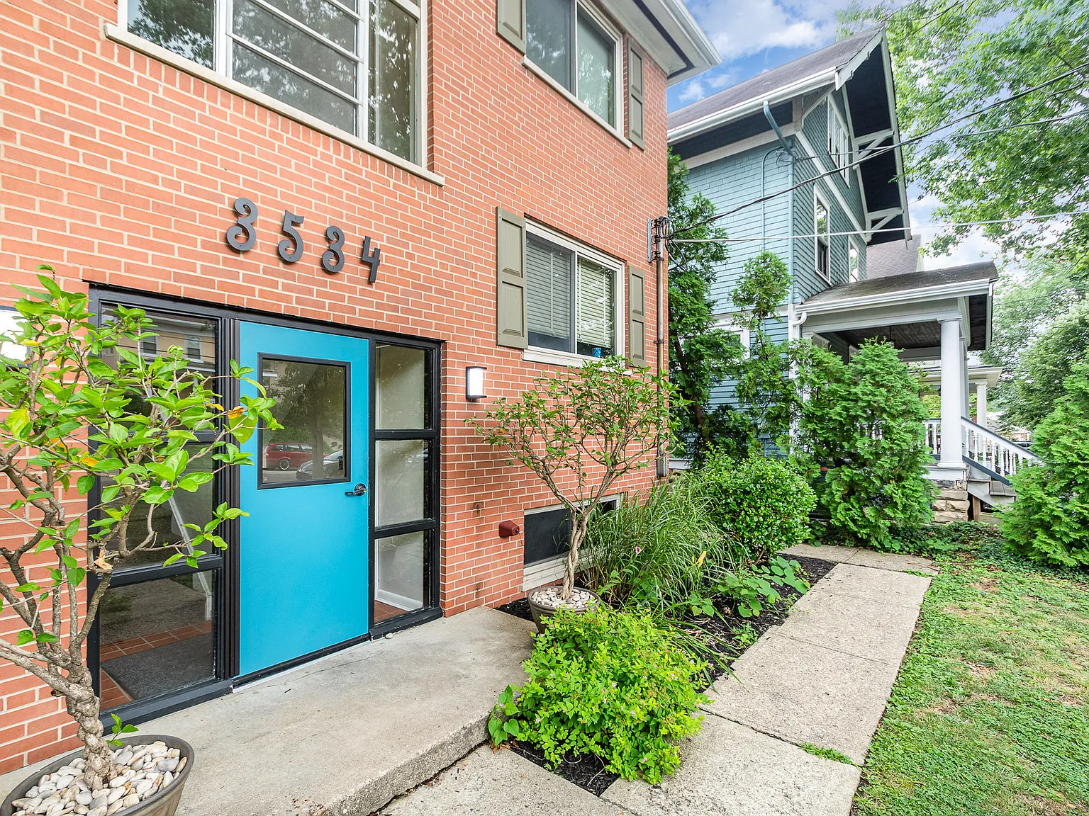 1 bed, $1,200 — Photo 1