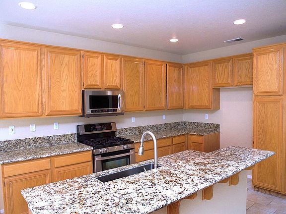 2nd image of 23809 Scarlet Oak Dr