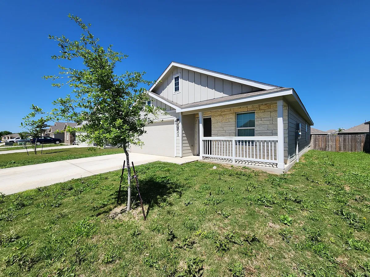 Building Photo - 522 Blue Stem Rd