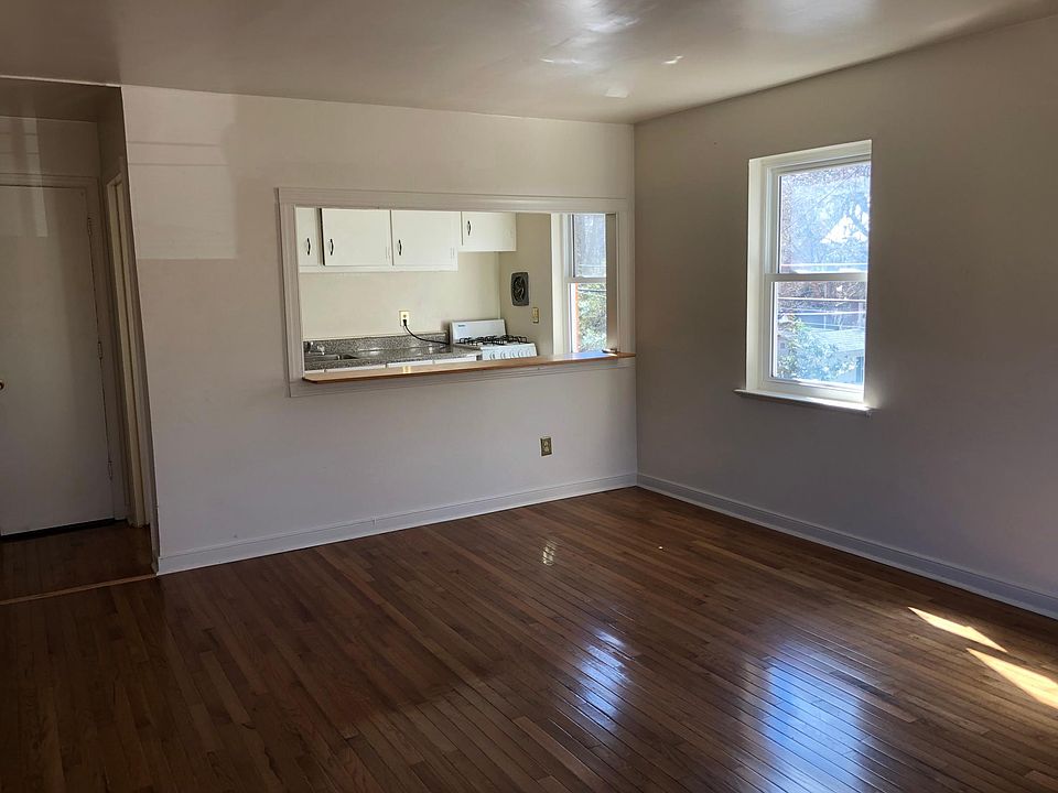 1st image of 4904 Chamberlayne Ave APT B5