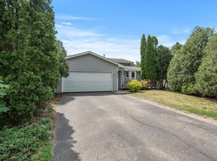 9774 Hames Ct S, Cottage Grove, MN 55016