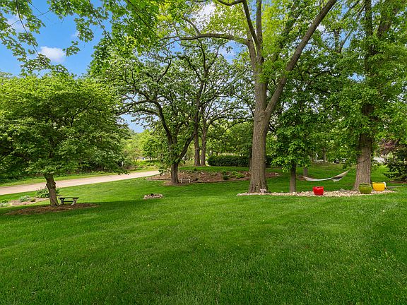 5th image of 116 Elmhurst Ln