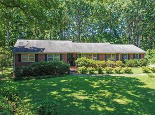 2960 Ormond Dr, Winston Salem, NC 27106
