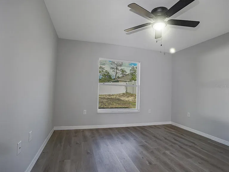 16619 SW 31st Cir — Photo 15