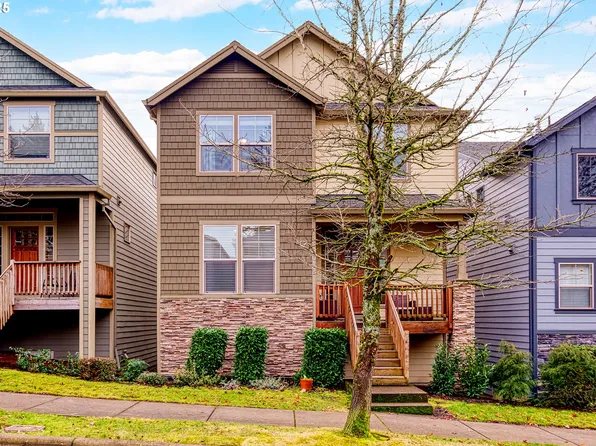 9018 SW West Haven Dr, Portland, OR 97225