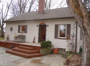 27397 Cook Rd, Olmsted Township, OH 44138