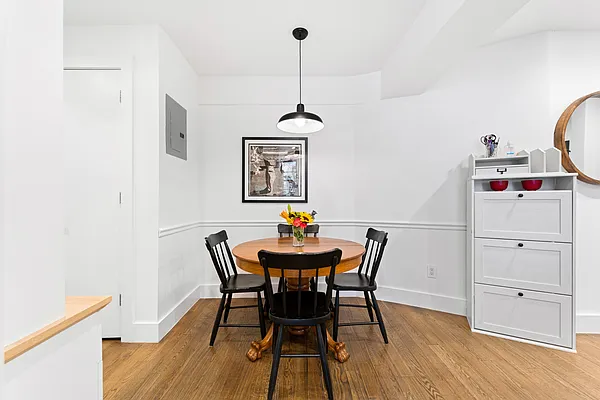 Rented by BMB Living Inc | media 45