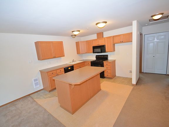 2nd image of 10504 140th St Ct E Unit 87