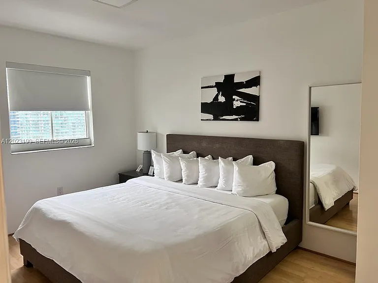 185 SE 14th Ter #2809 — Photo 11