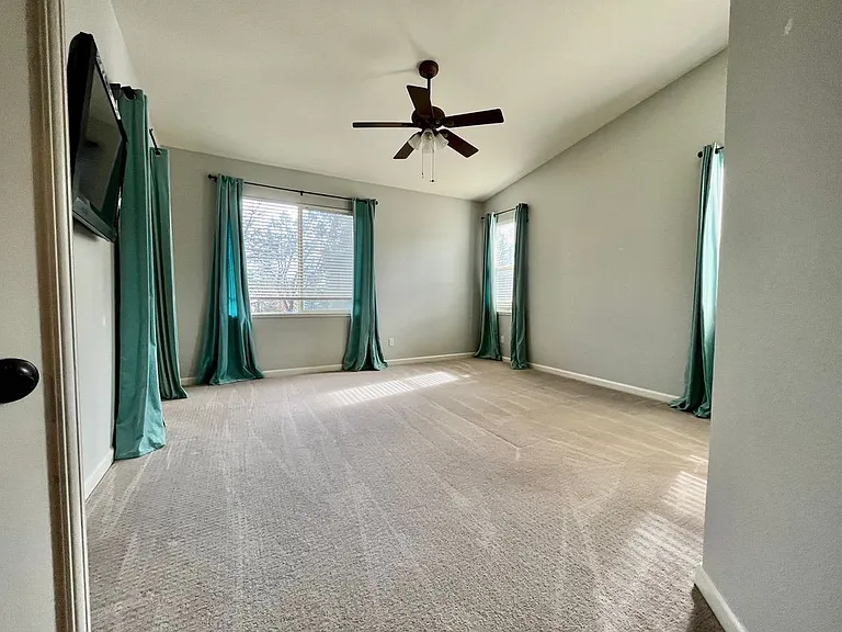 4011 Harlington Cir — Photo 19