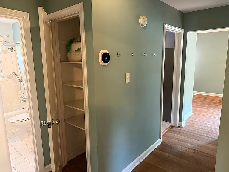 2325 Glascock St — Photo 11